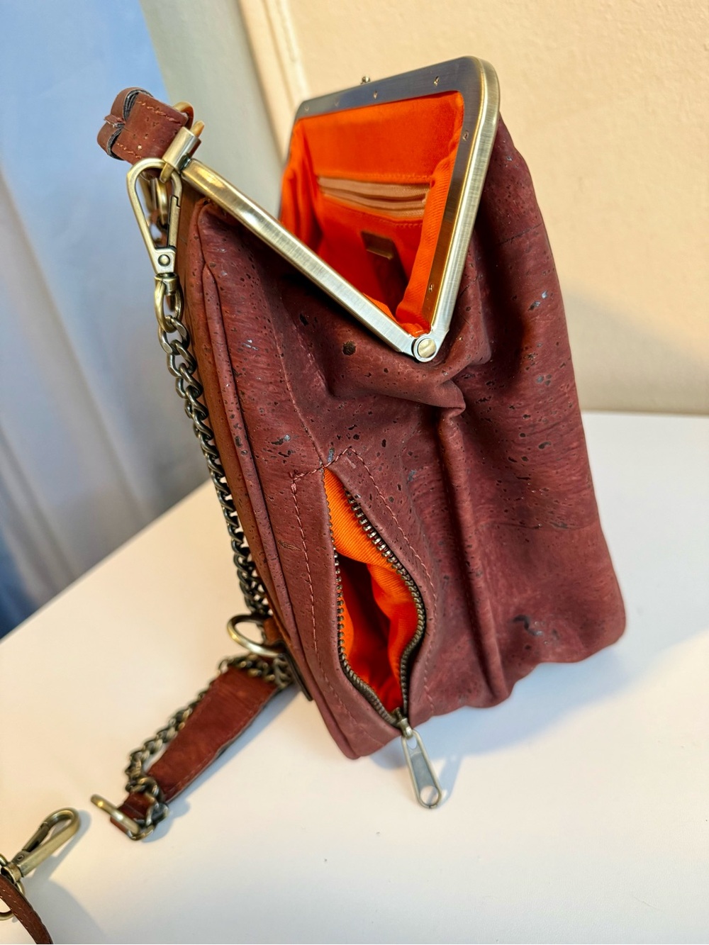 ✨ Laflore Paris Bebebark Convertible Bag ✨ - Picture 4 of 10